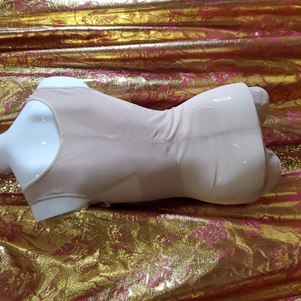 Shapewear - Picture 4 of 8